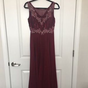 Illusion Lace & Chiffon Maxi Dress